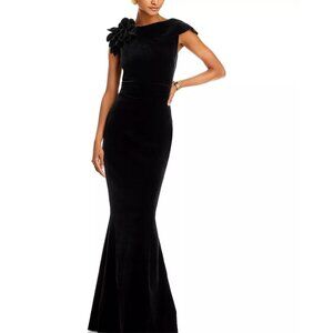 Elegant Black Maxi Dress